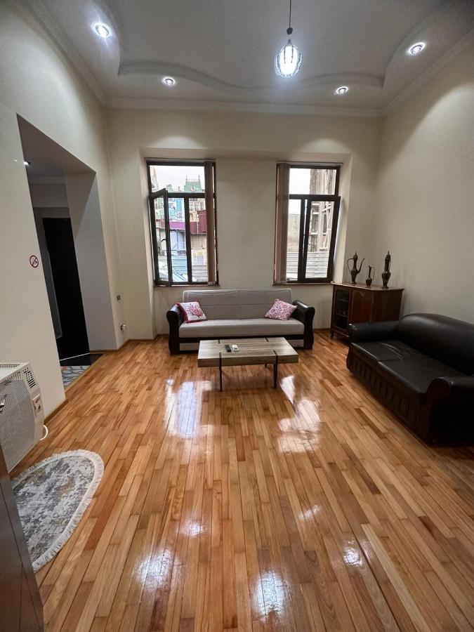 Old Batumi Apartment On Kostava 9 ภายนอก รูปภาพ