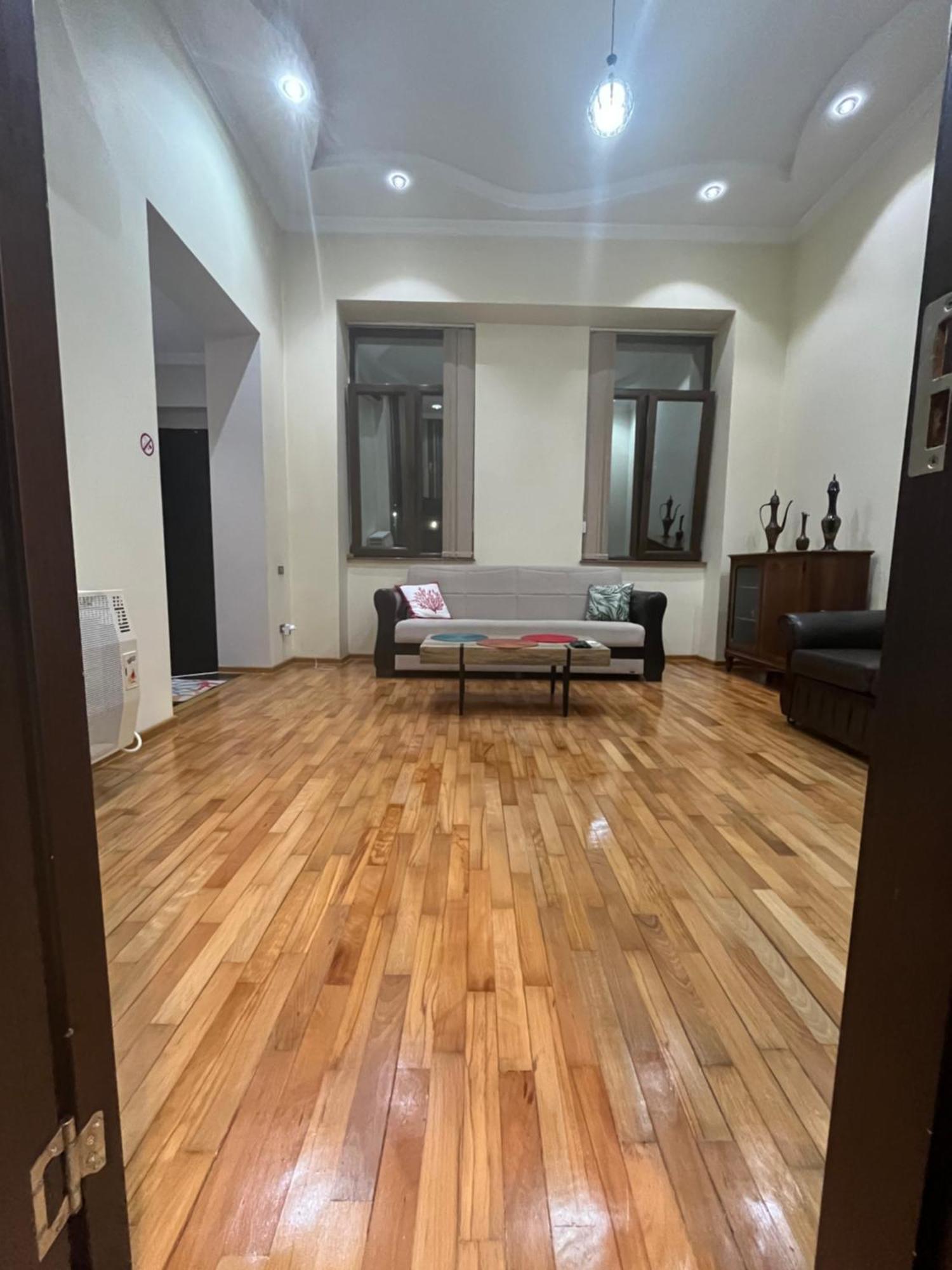 Old Batumi Apartment On Kostava 9 ภายนอก รูปภาพ