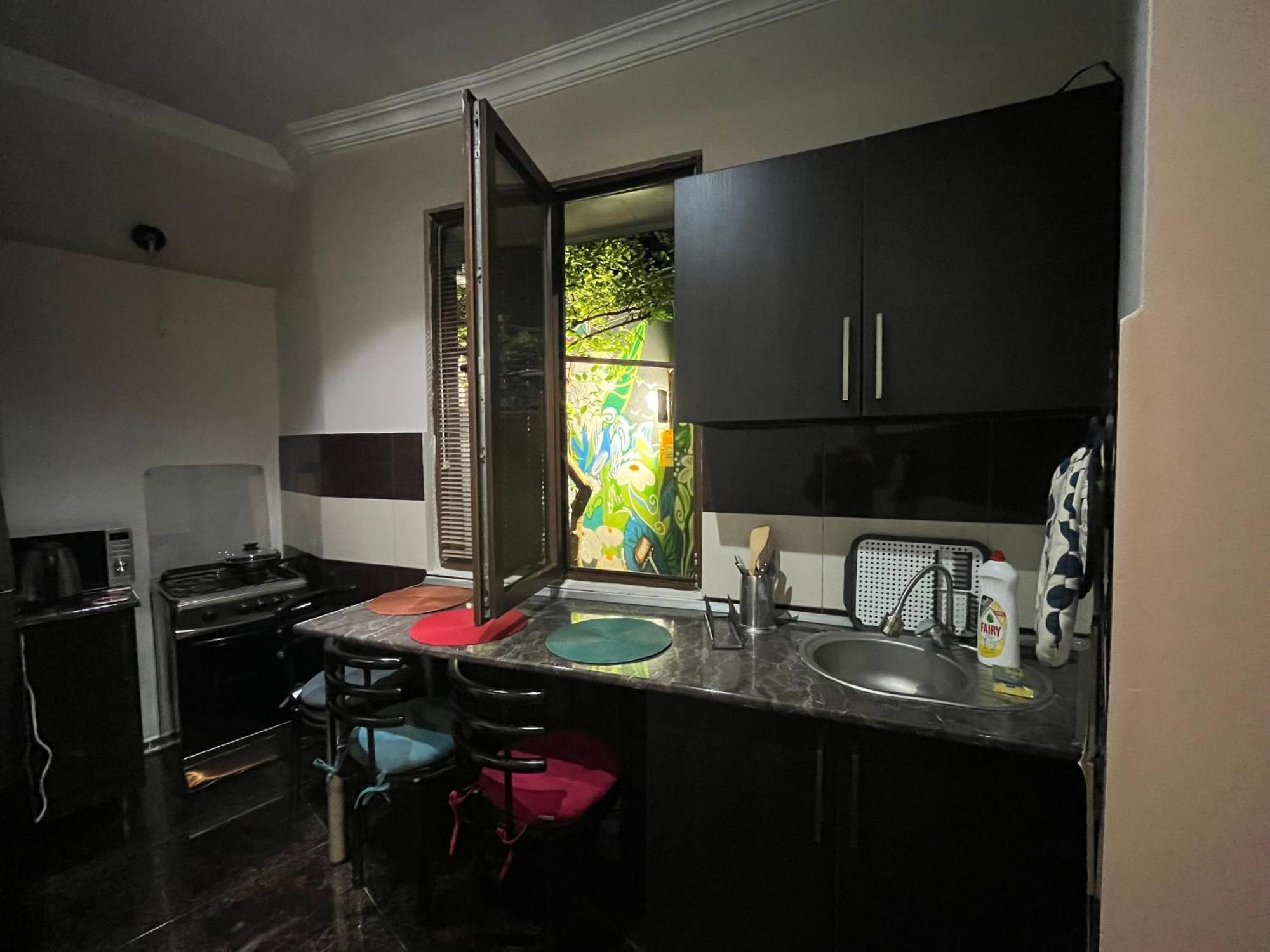 Old Batumi Apartment On Kostava 9 ภายนอก รูปภาพ