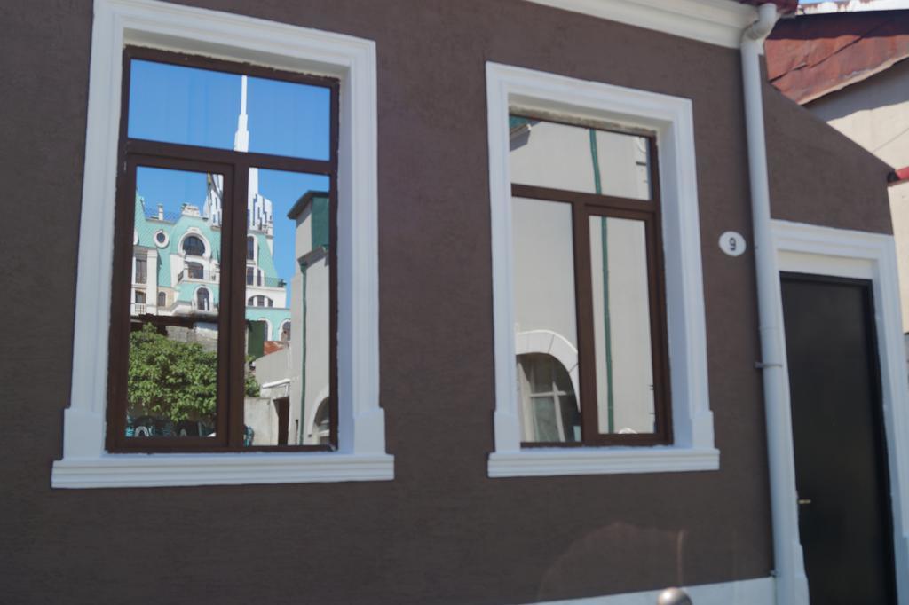 Old Batumi Apartment On Kostava 9 ภายนอก รูปภาพ